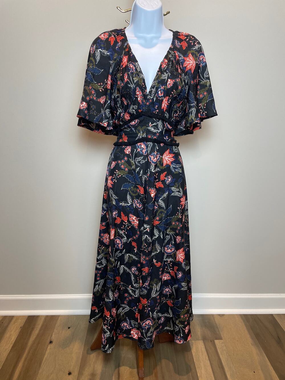 Chelsea28 Floral Faux Wrap Maxi Dress Size M Navy Polyester
